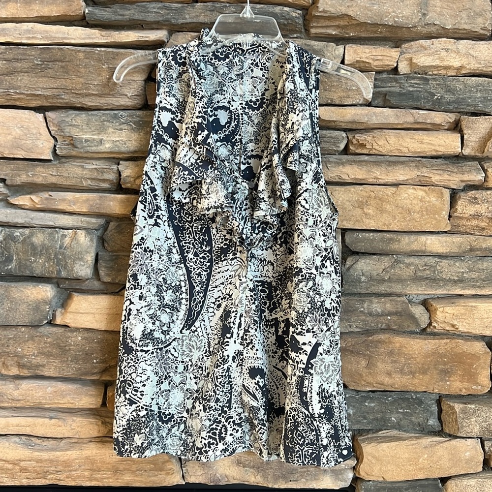 GAP 100% Silk Sleeveless Blouse Floral and Paisley Ruffle Collar Size XL